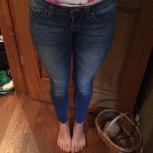YMI blue skinny jeans size 5
